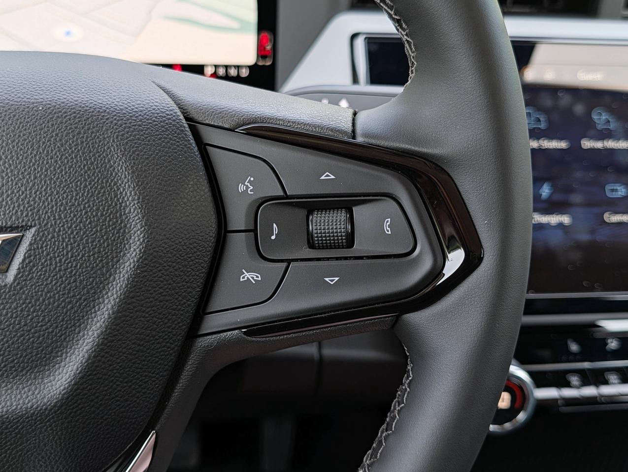2027 Chevrolet Bolt LT Photo
