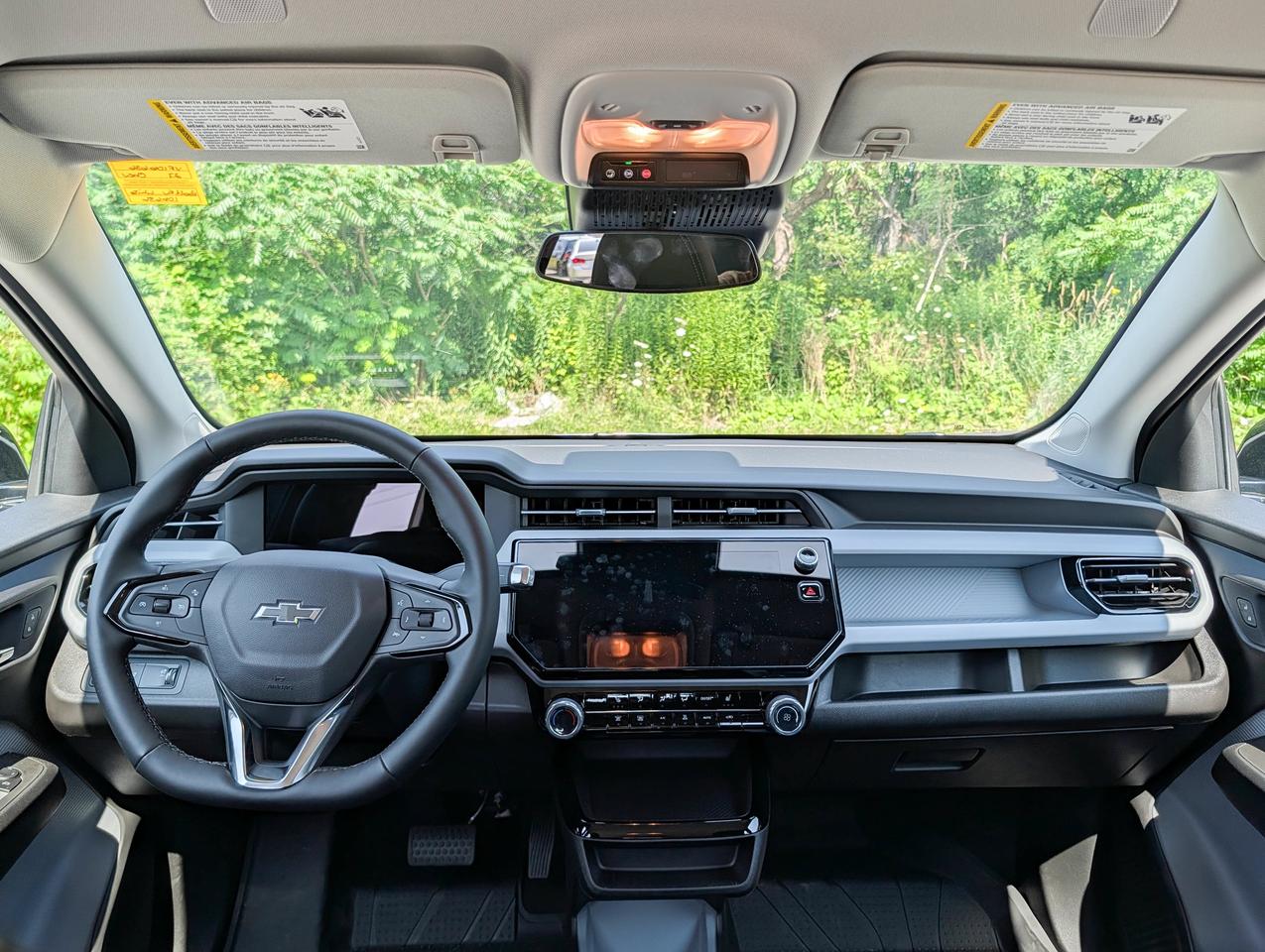 2027 Chevrolet Bolt LT Photo
