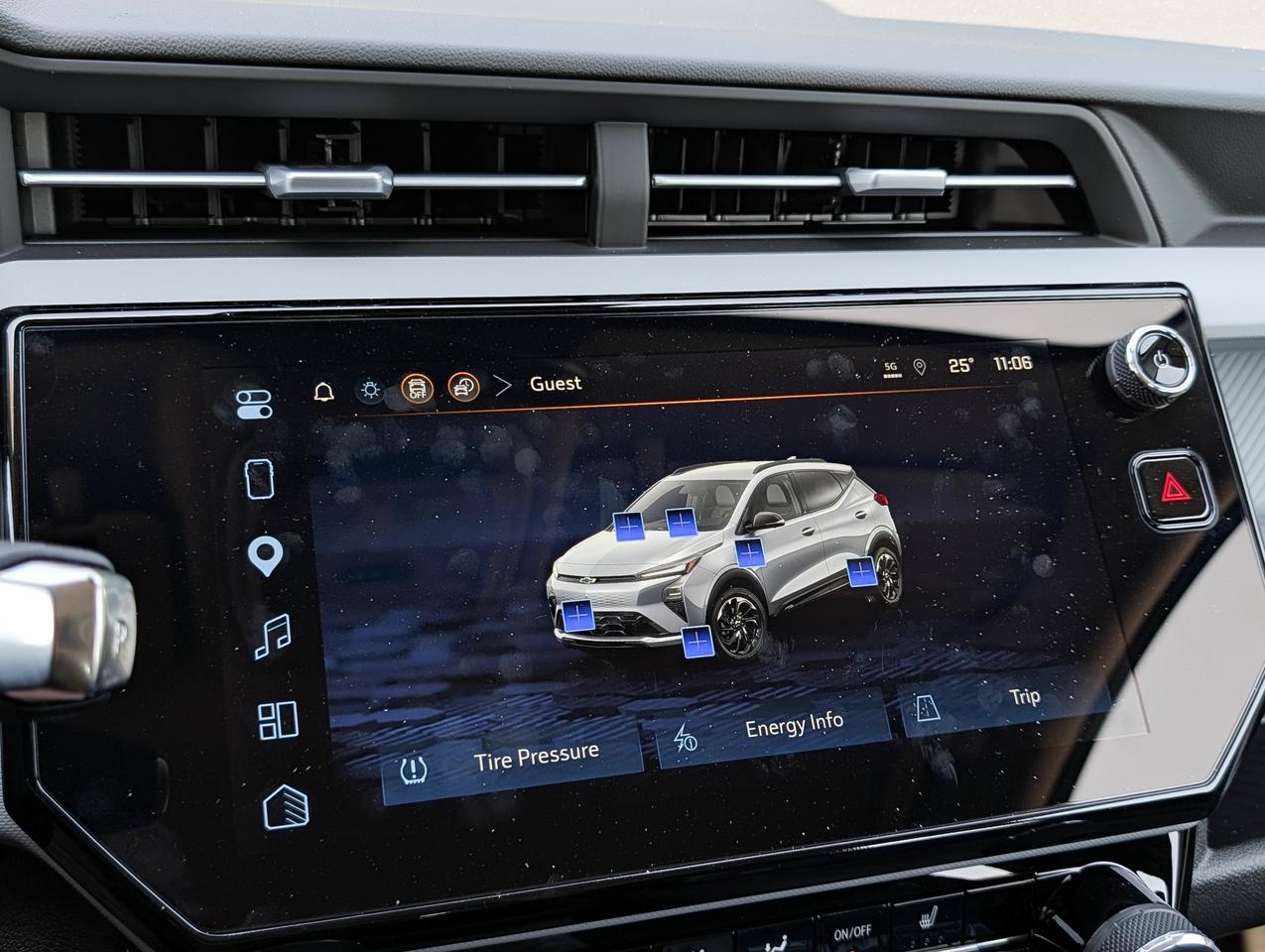 2027 Chevrolet Bolt LT Photo