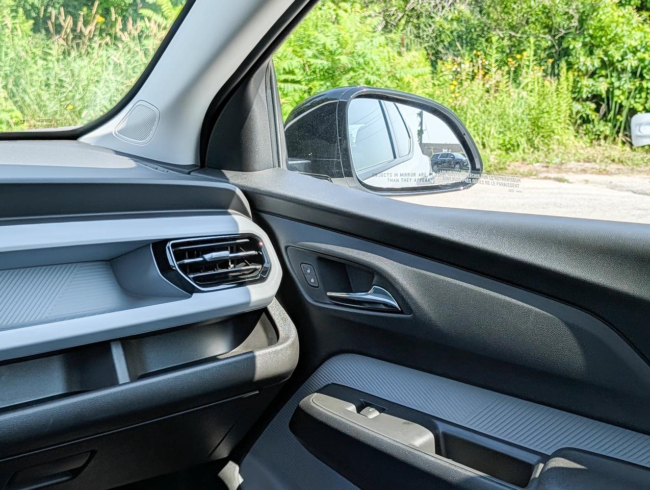 2027 Chevrolet Bolt LT Photo
