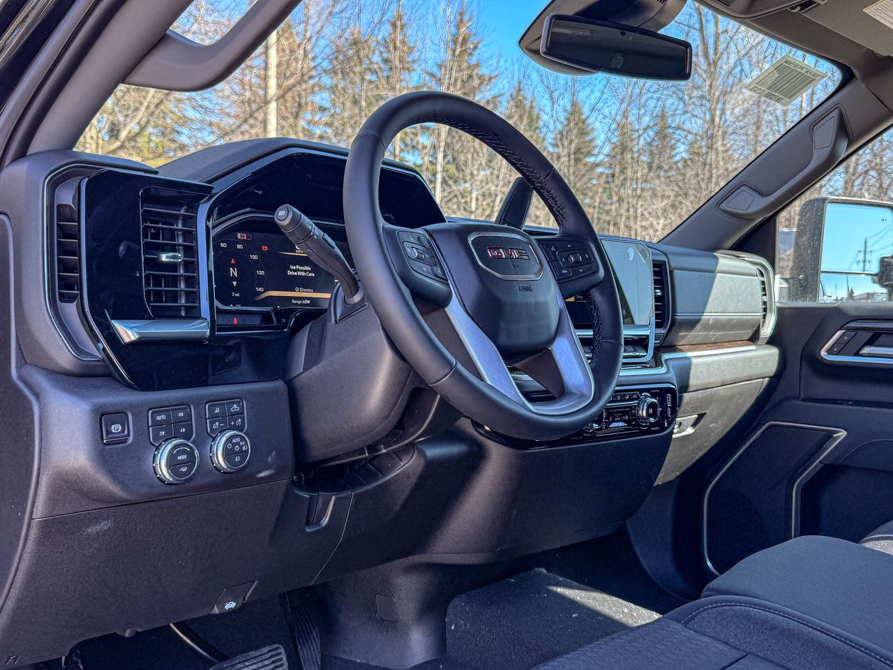 2026 GMC SIERRA 2500HD SLE Photo