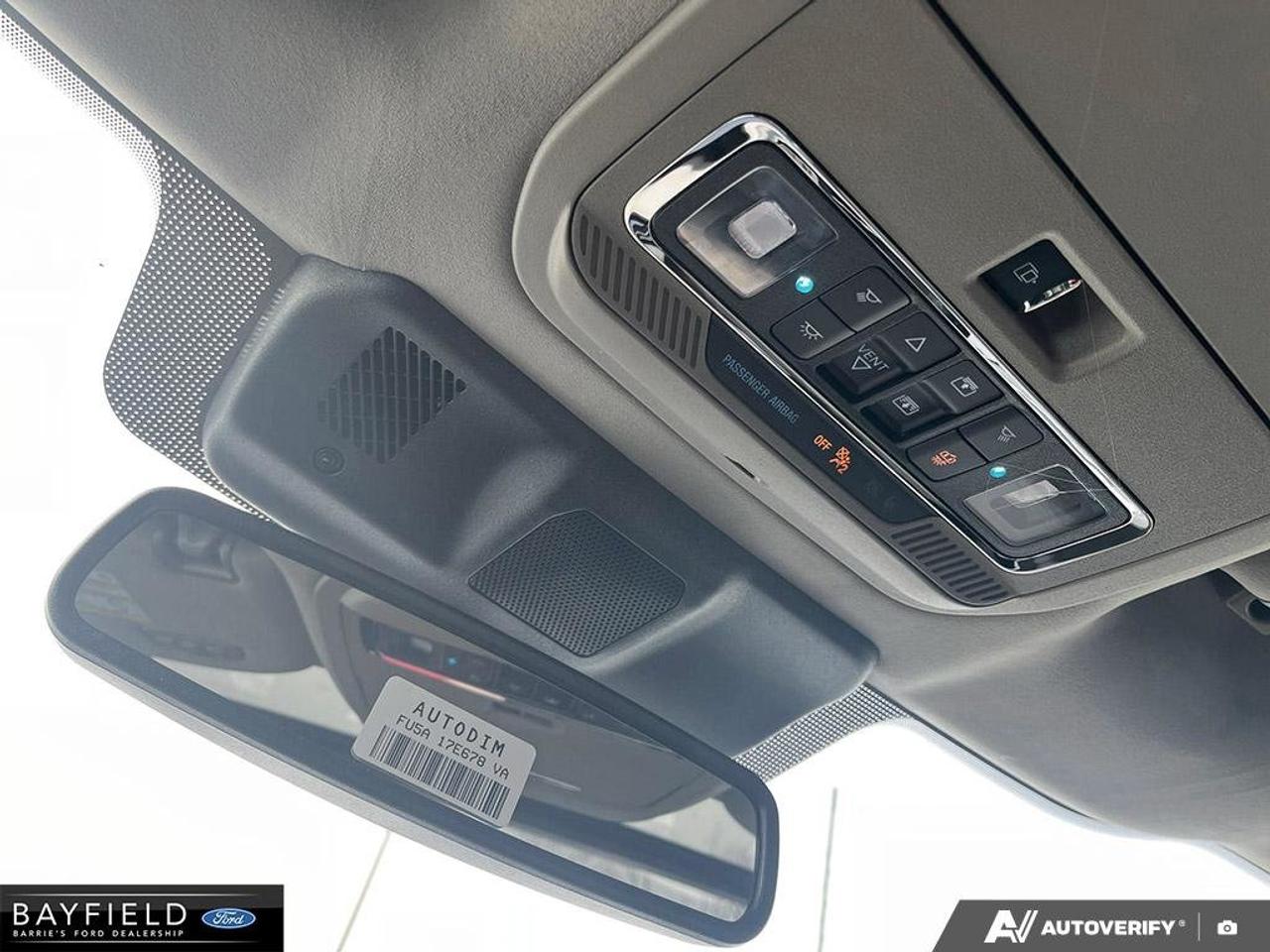 2025 Ford F-150 Platinum Photo
