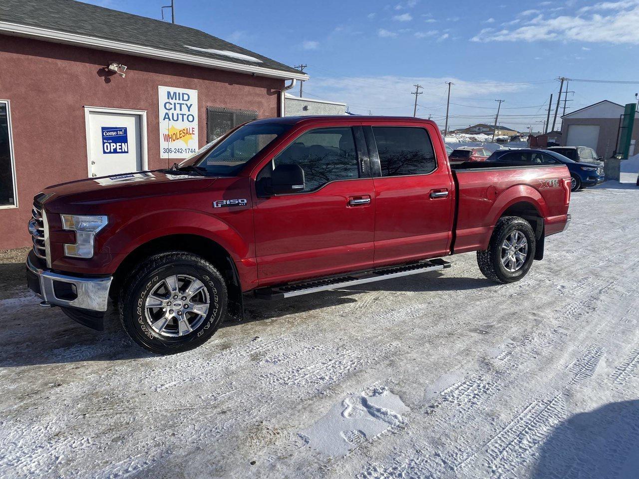 Used 2017 Ford F-150 XLT Crew 4WD 5.0L V8 for sale in Saskatoon, SK