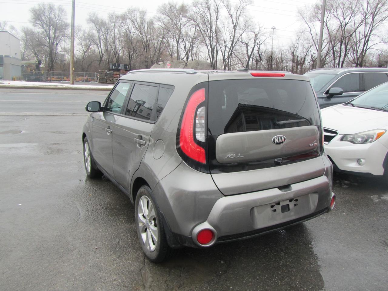 2016 Kia Soul 5dr Wgn Auto + Photo