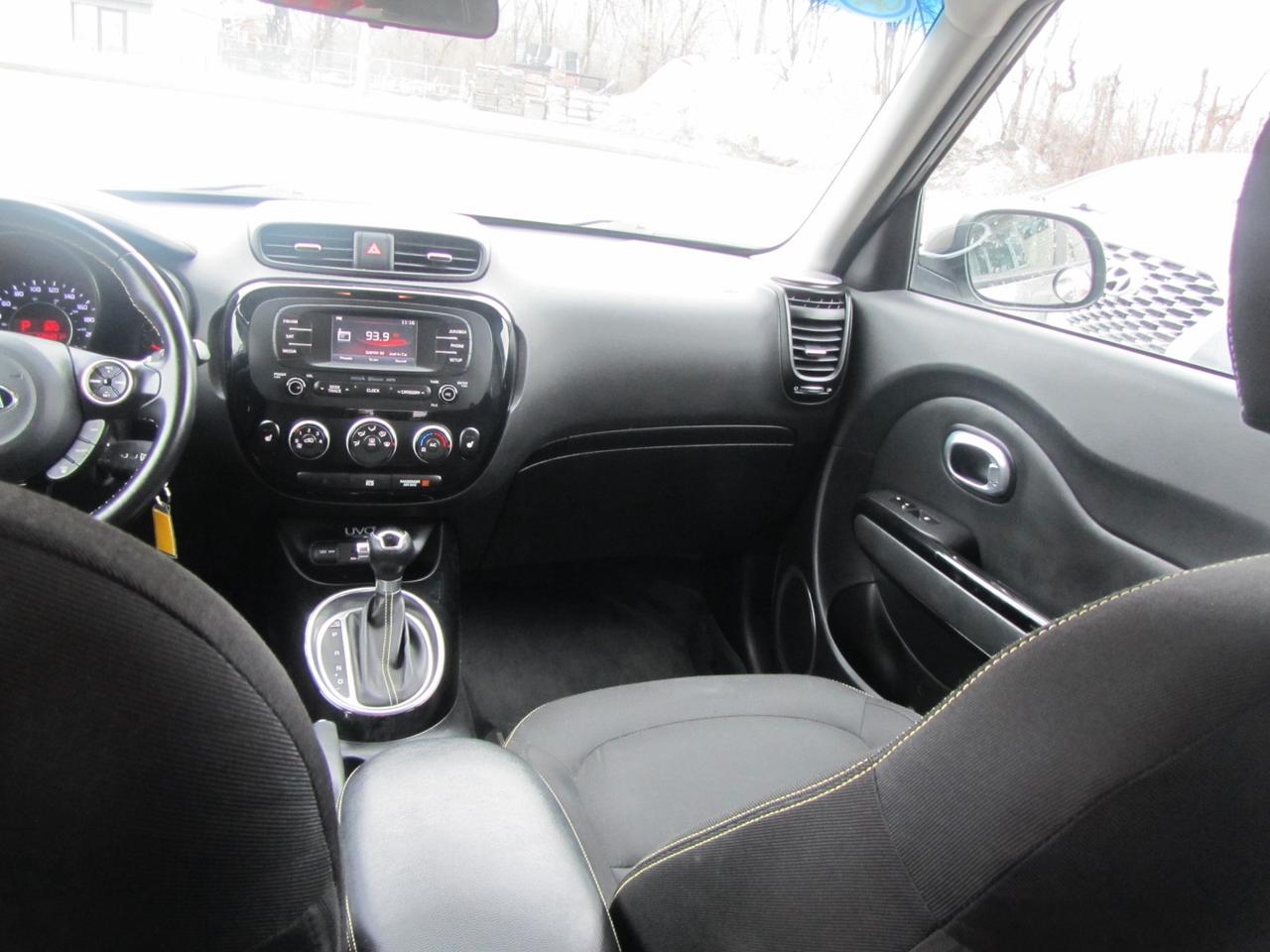 2016 Kia Soul 5dr Wgn Auto + Photo