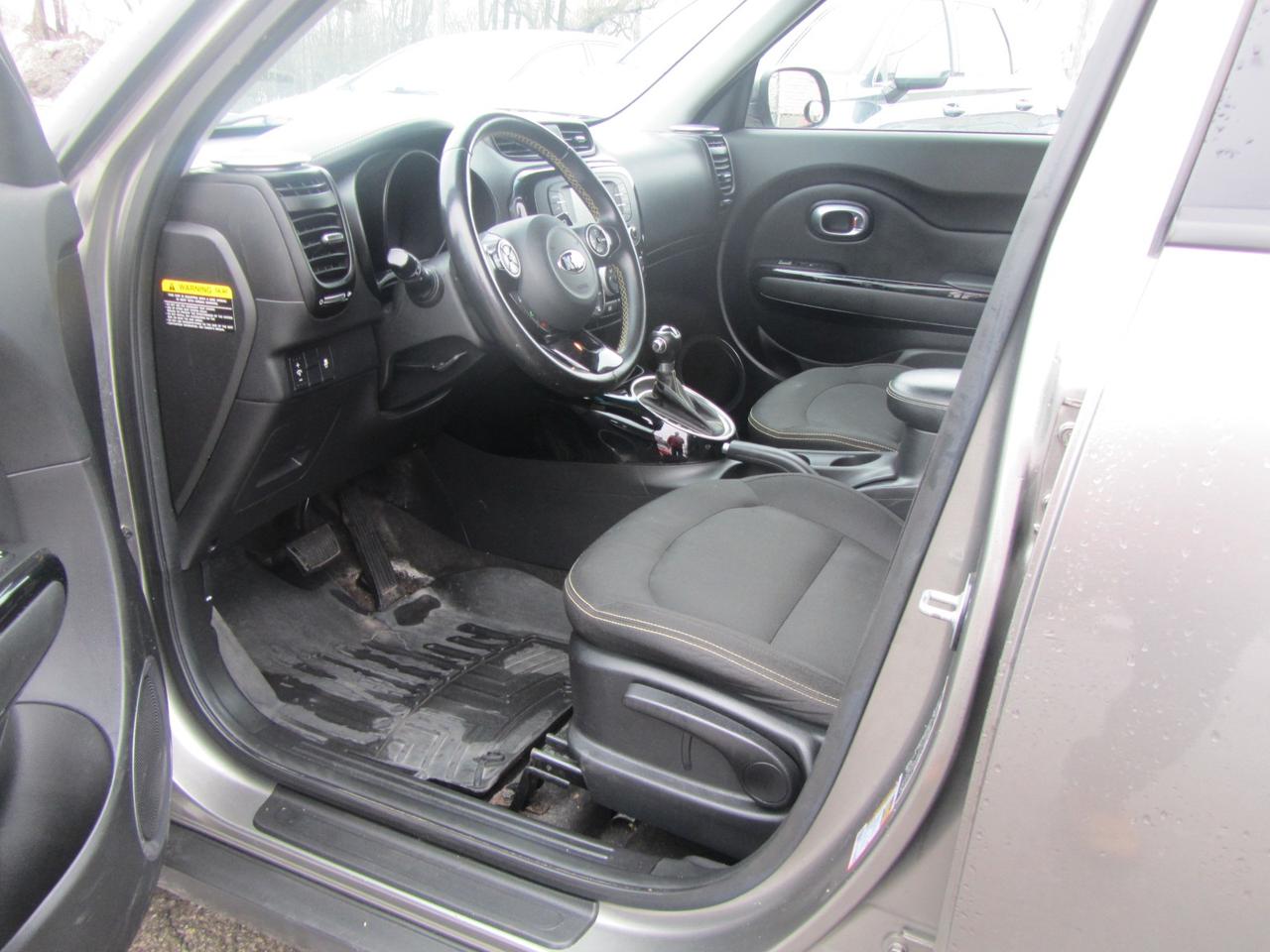 2016 Kia Soul 5dr Wgn Auto + Photo