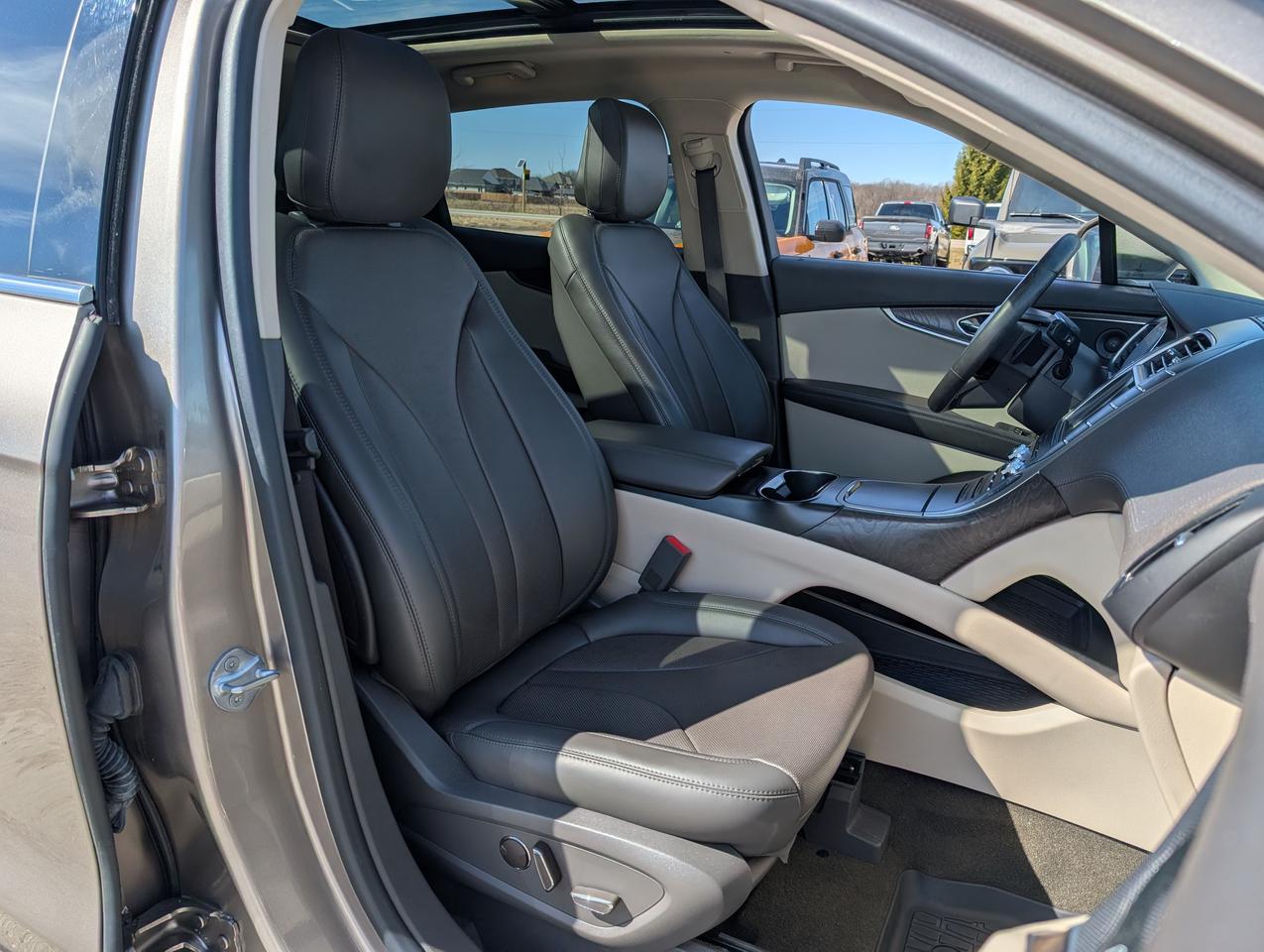 2020 Lincoln Nautilus 201A Photo