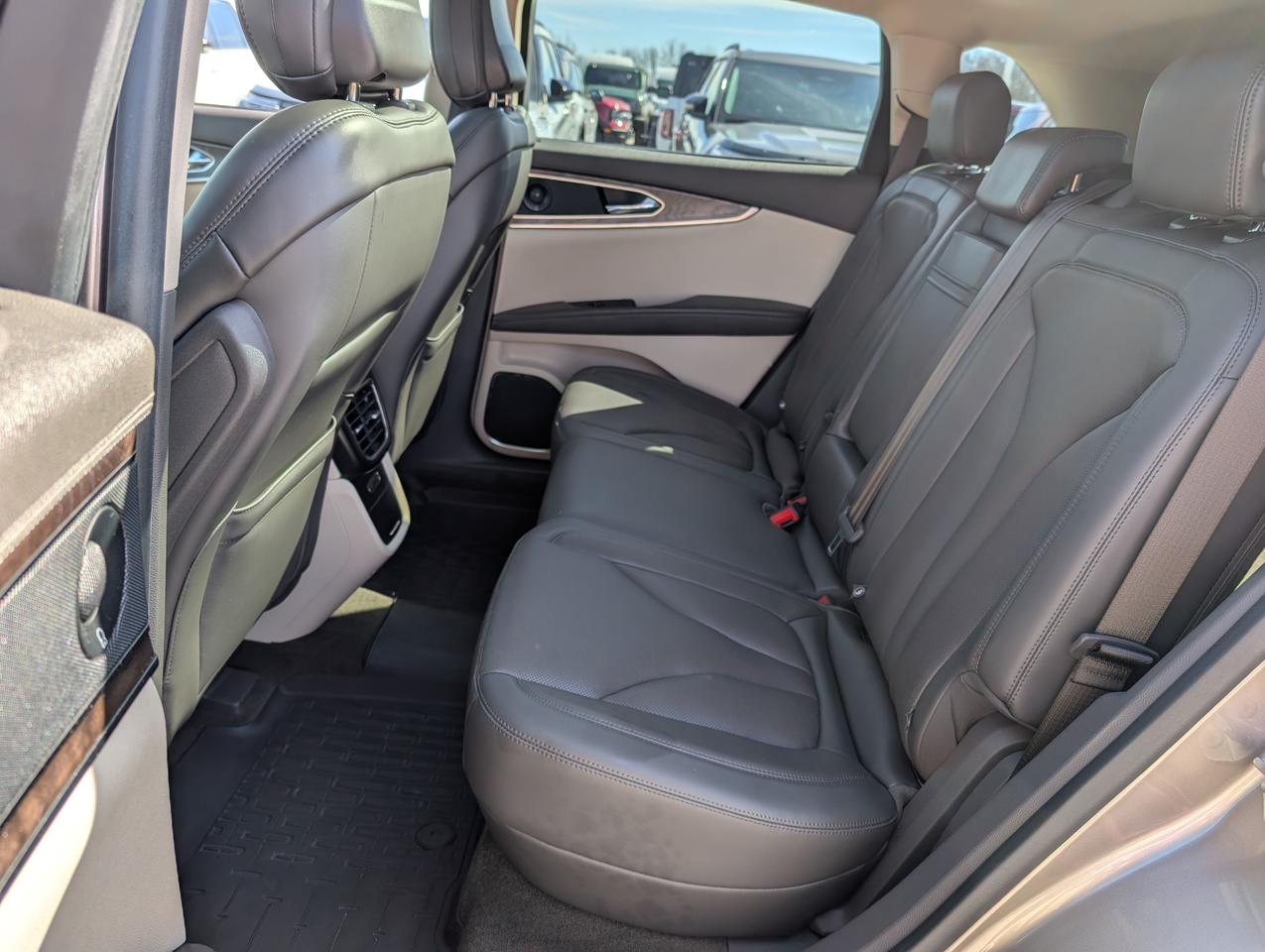 2020 Lincoln Nautilus 201A Photo