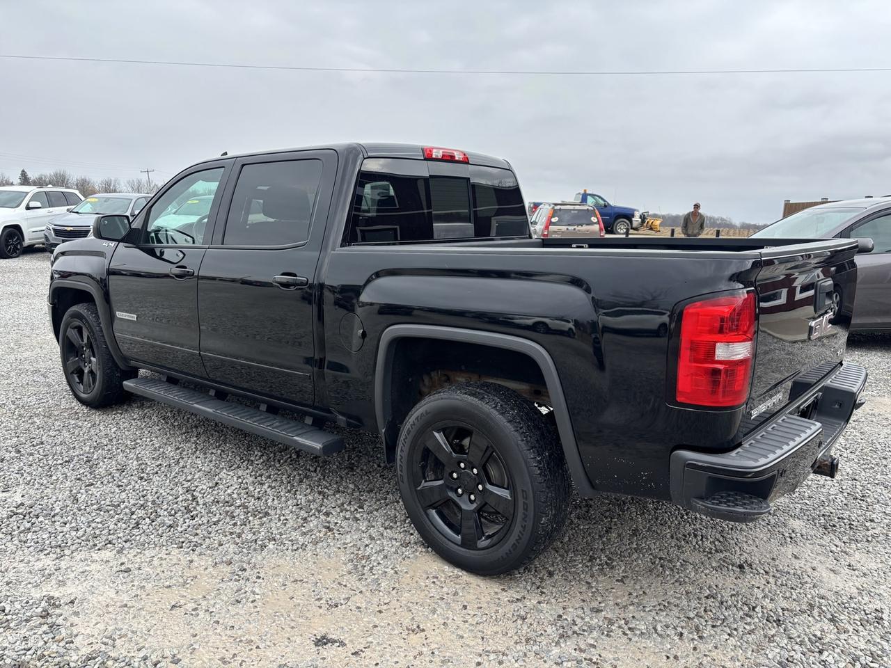 2017 GMC Sierra 1500 SLE ~Safety included~ Photo