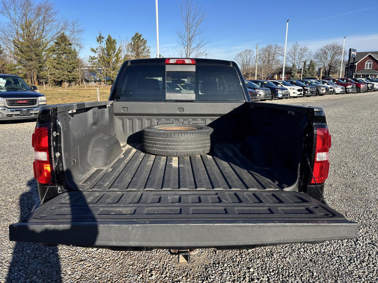2017 GMC Sierra 1500 SLE ~Safety included~ Photo