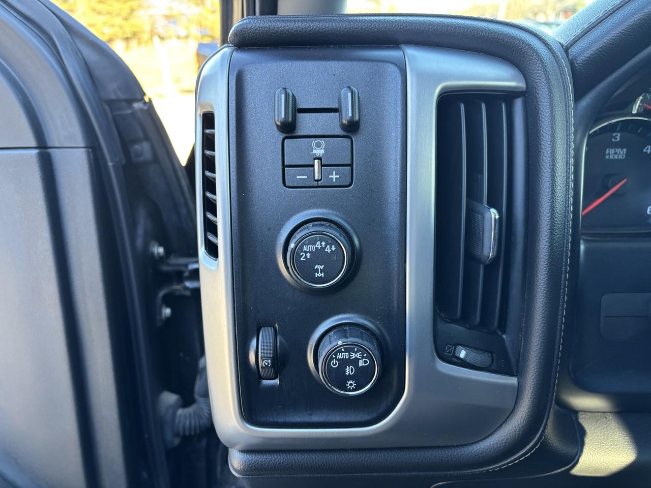 2017 GMC Sierra 1500 SLE ~Safety included~ Photo
