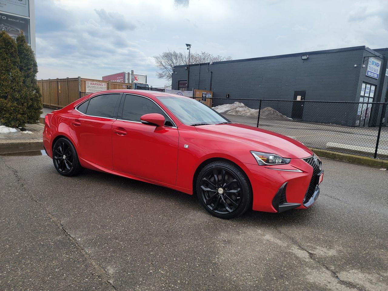 2017 Lexus IS 350 F Sport Photo