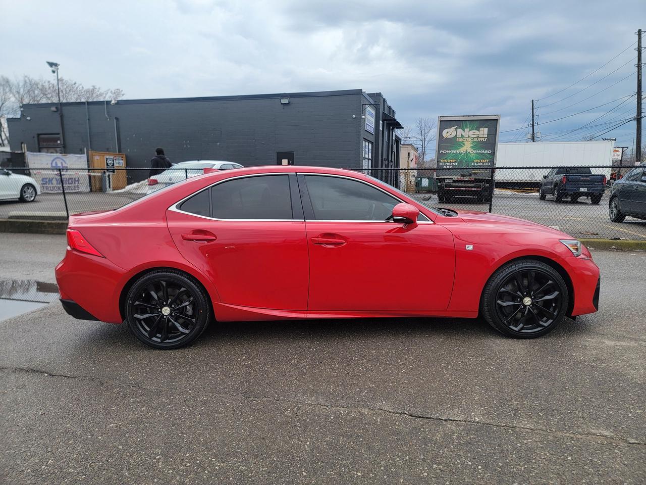 2017 Lexus IS 350 F Sport Photo