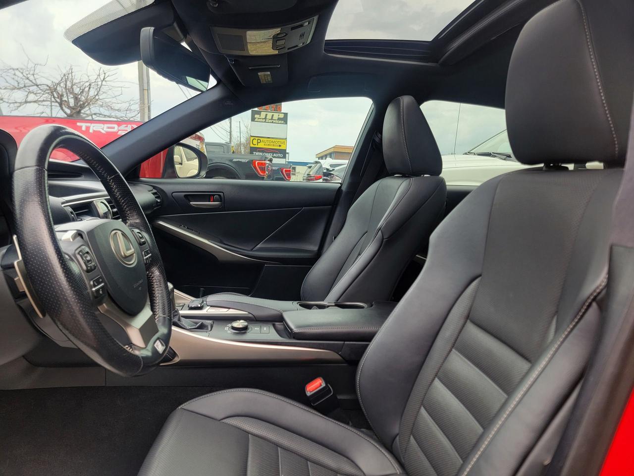 2017 Lexus IS 350 F Sport Photo