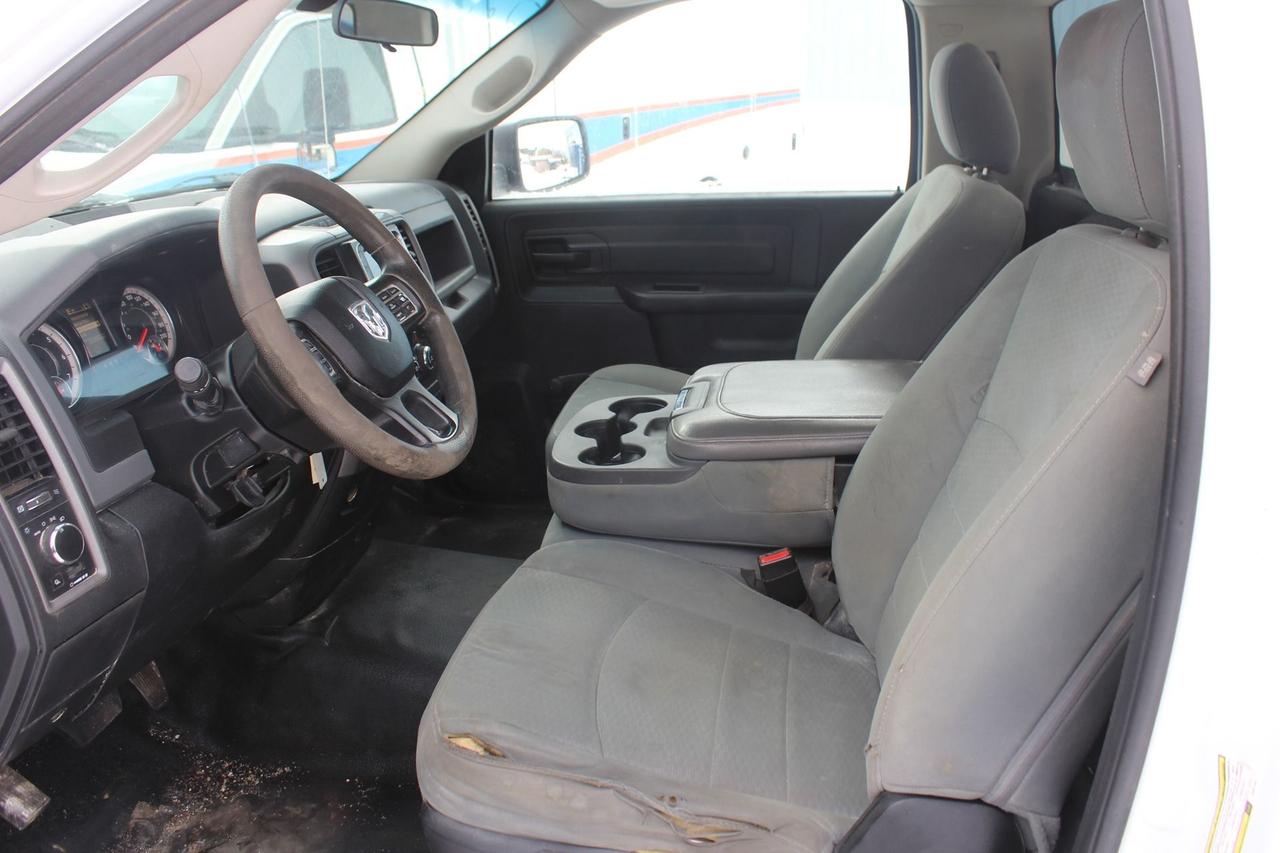 2017 RAM 1500 TRADESMAN Photo