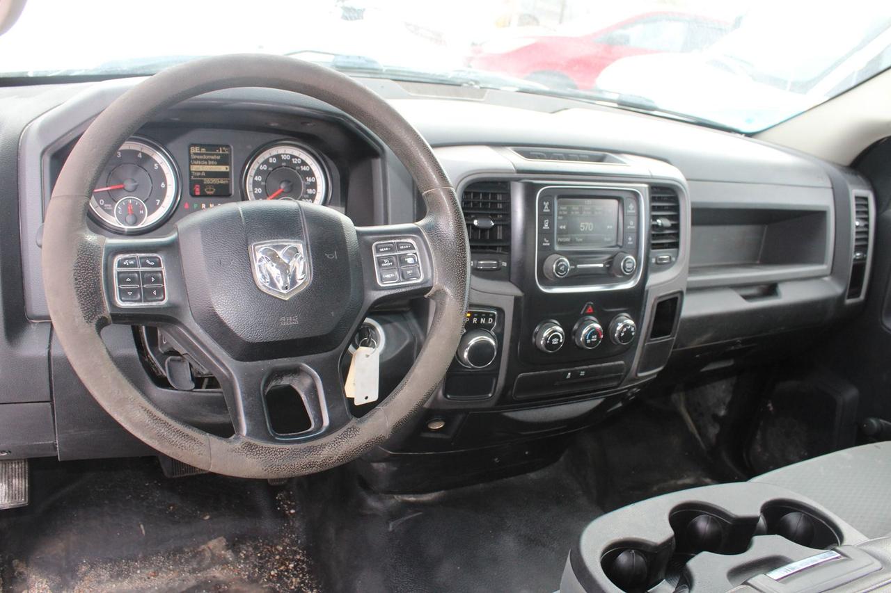 2017 RAM 1500 TRADESMAN Photo