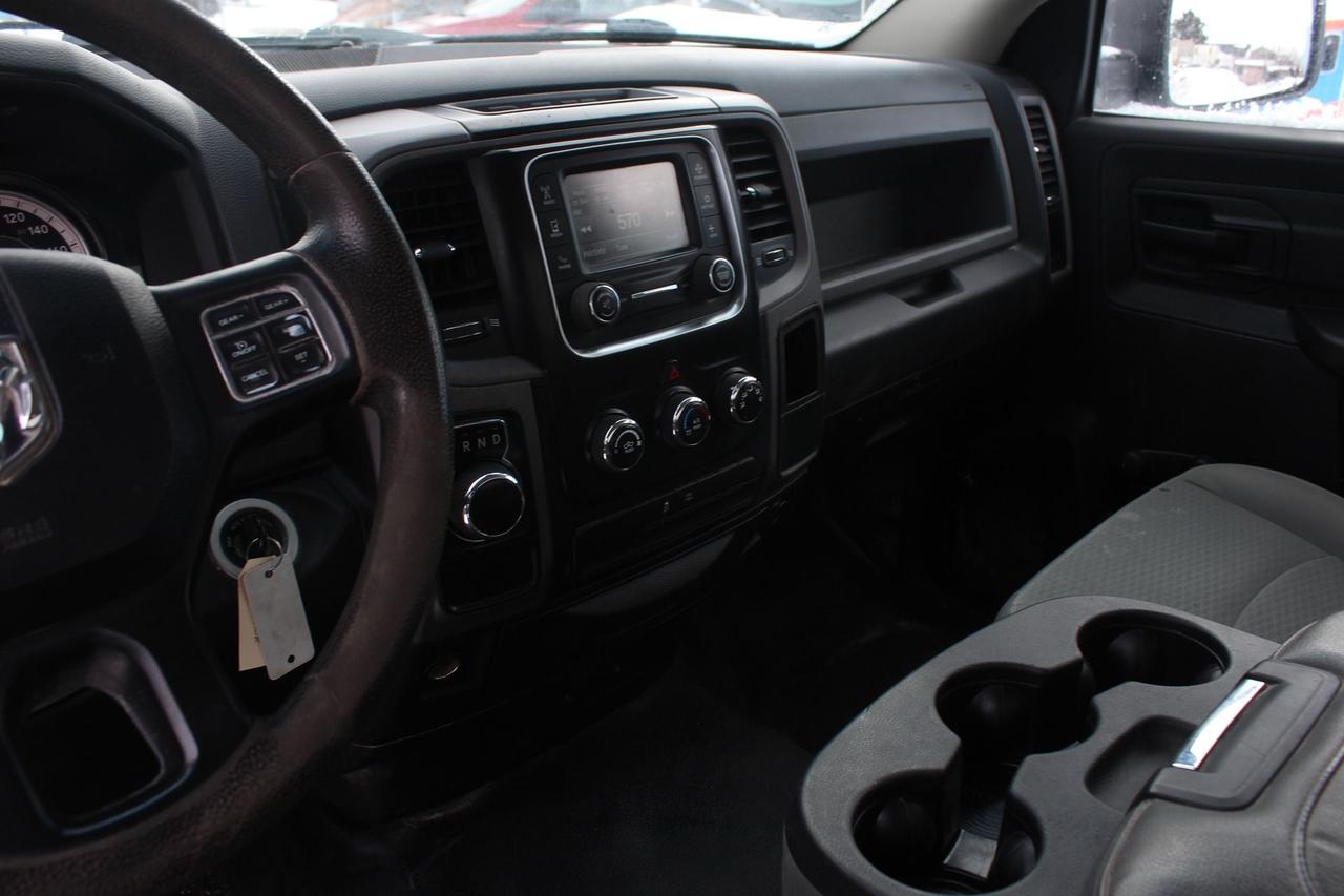 2017 RAM 1500 TRADESMAN Photo