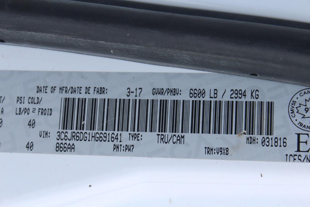 2017 RAM 1500 TRADESMAN Photo