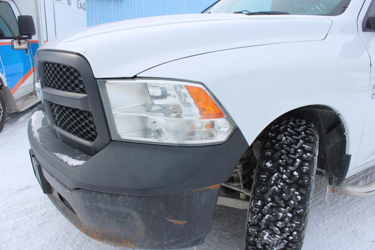 2017 RAM 1500 TRADESMAN Photo