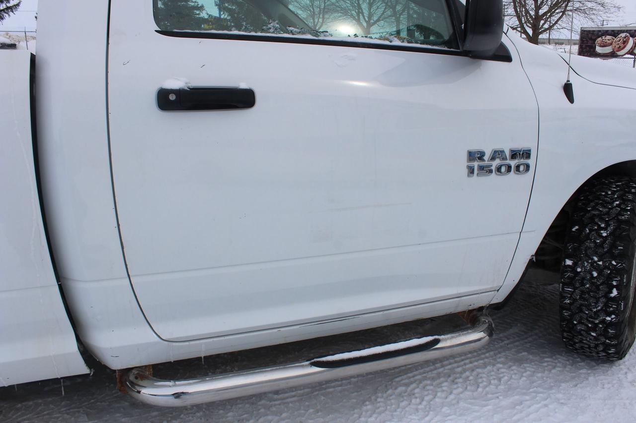 2017 RAM 1500 TRADESMAN Photo