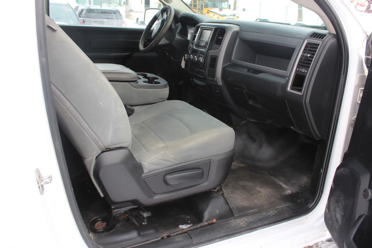 2017 RAM 1500 TRADESMAN Photo