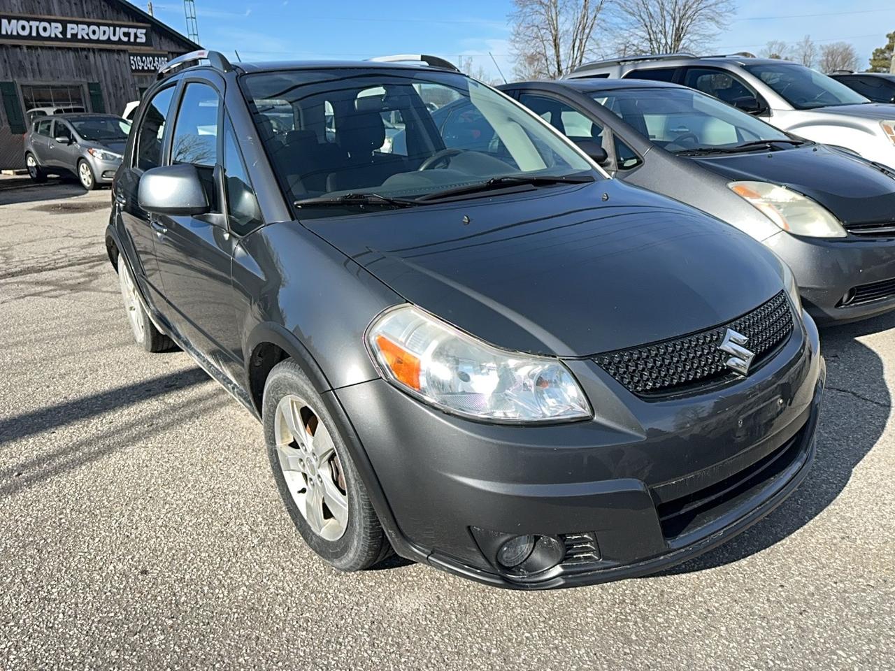 2010 Suzuki SX4 JLX Photo4