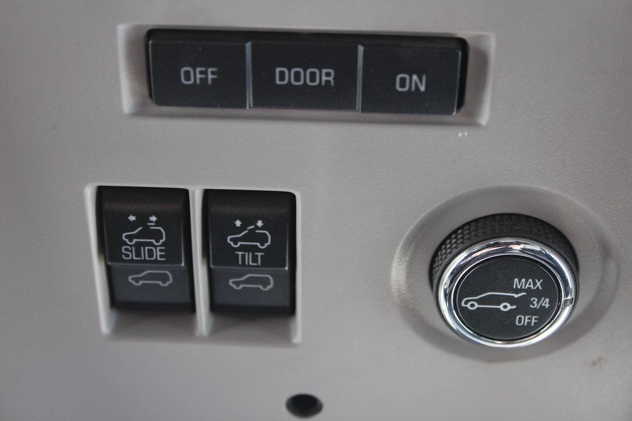 2015 Chevrolet Tahoe LT Photo