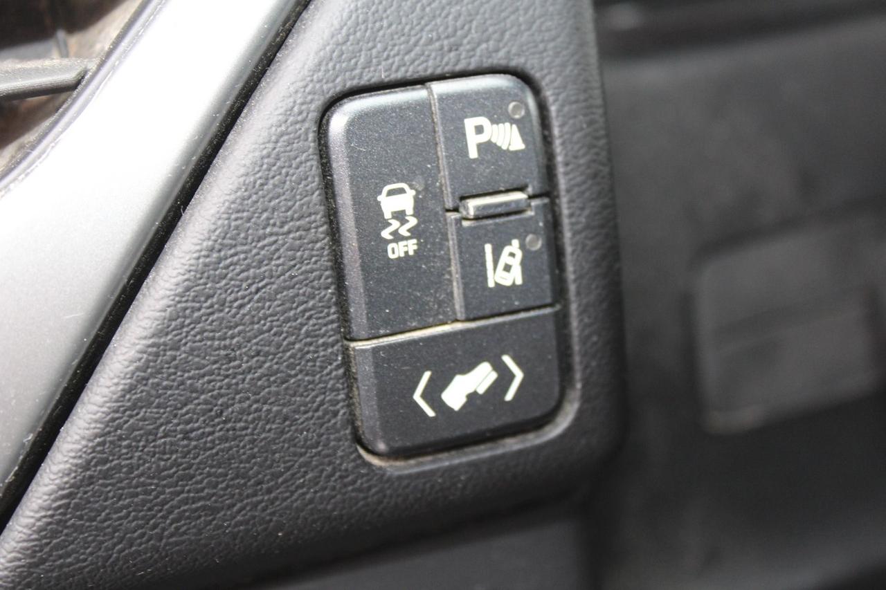 2015 Chevrolet Tahoe LT Photo