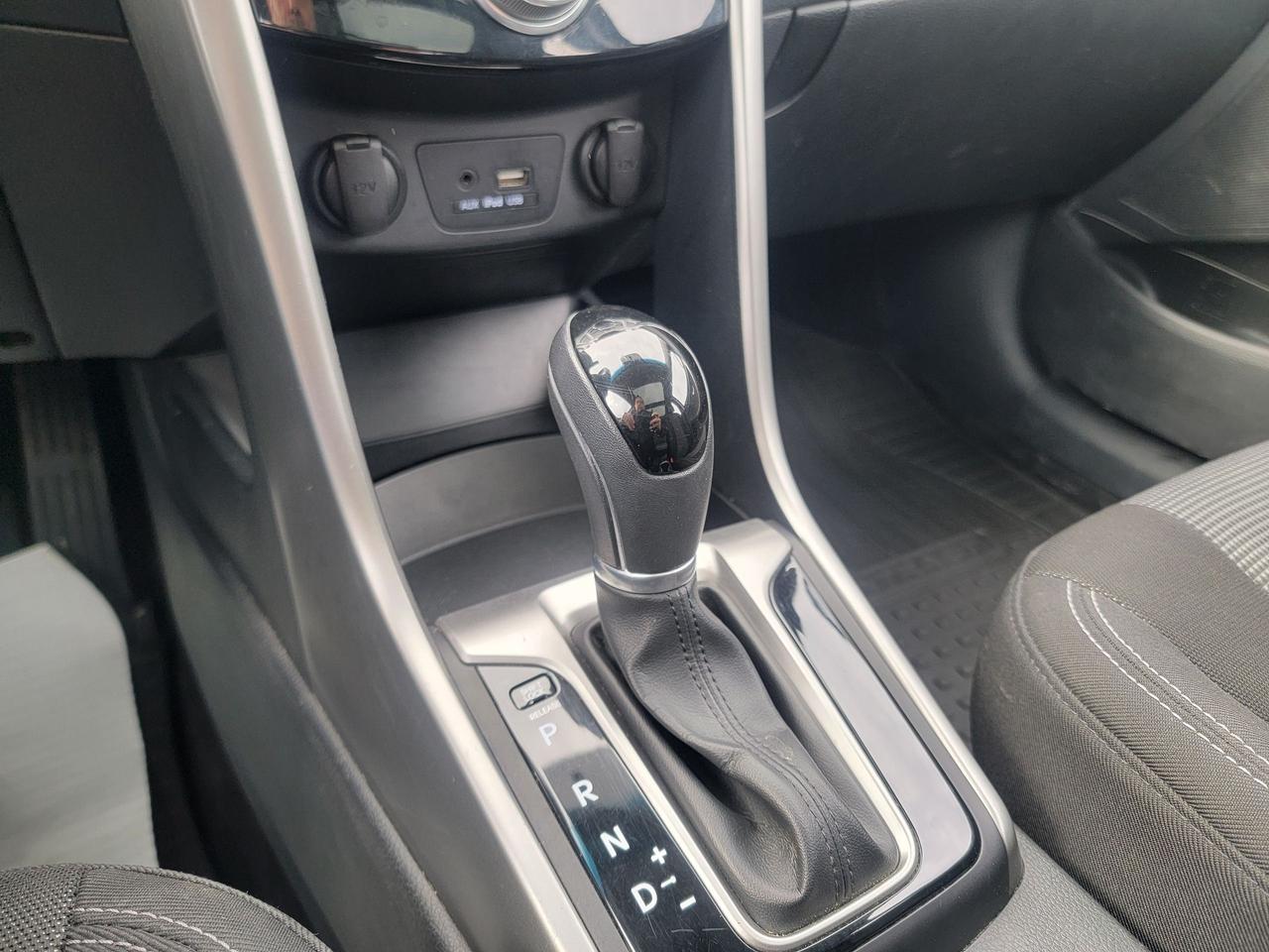 2017 Hyundai Elantra GT SE | GT | HATCHBACK Photo