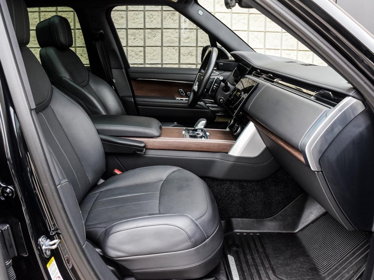 2023 Land Rover Range Rover P530 SE 4dr All-Wheel Drive Photo
