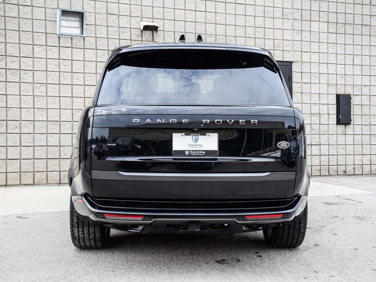 2023 Land Rover Range Rover P530 SE 4dr All-Wheel Drive Photo4