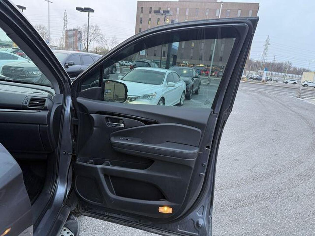 2019 Honda Pilot Touring 7P (A9) 4dr All-Wheel Drive Photo