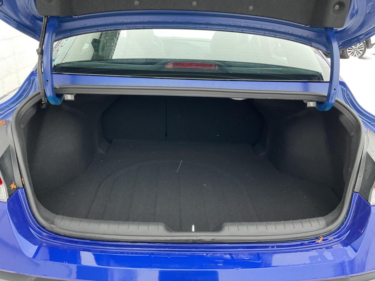 2024 Hyundai Elantra  Photo