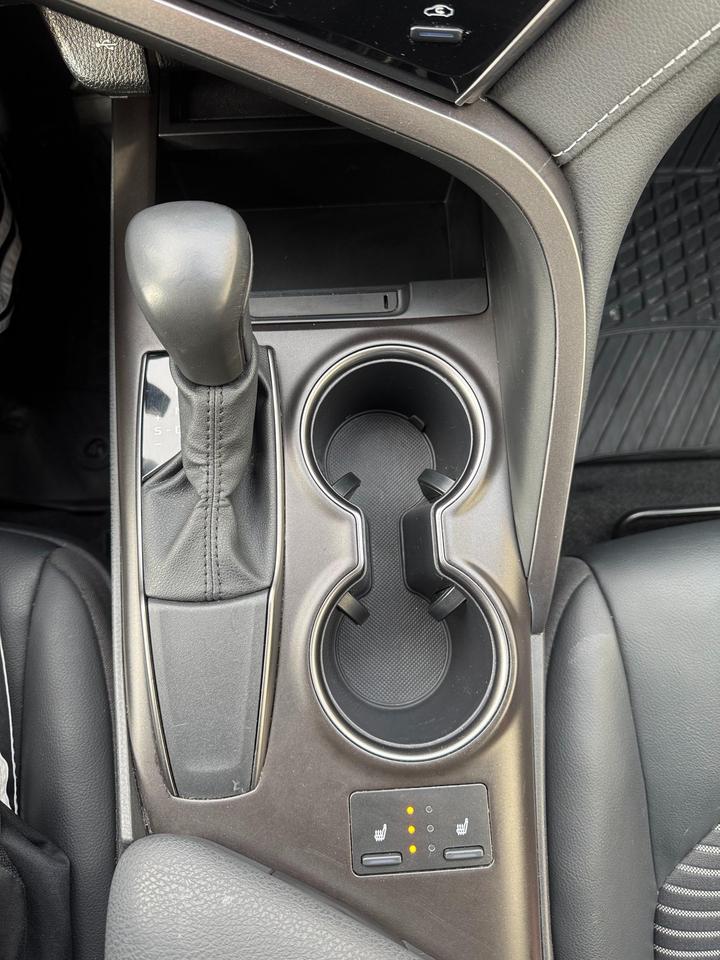 2024 Toyota Camry SE 4dr Front-Wheel Drive Sedan Photo