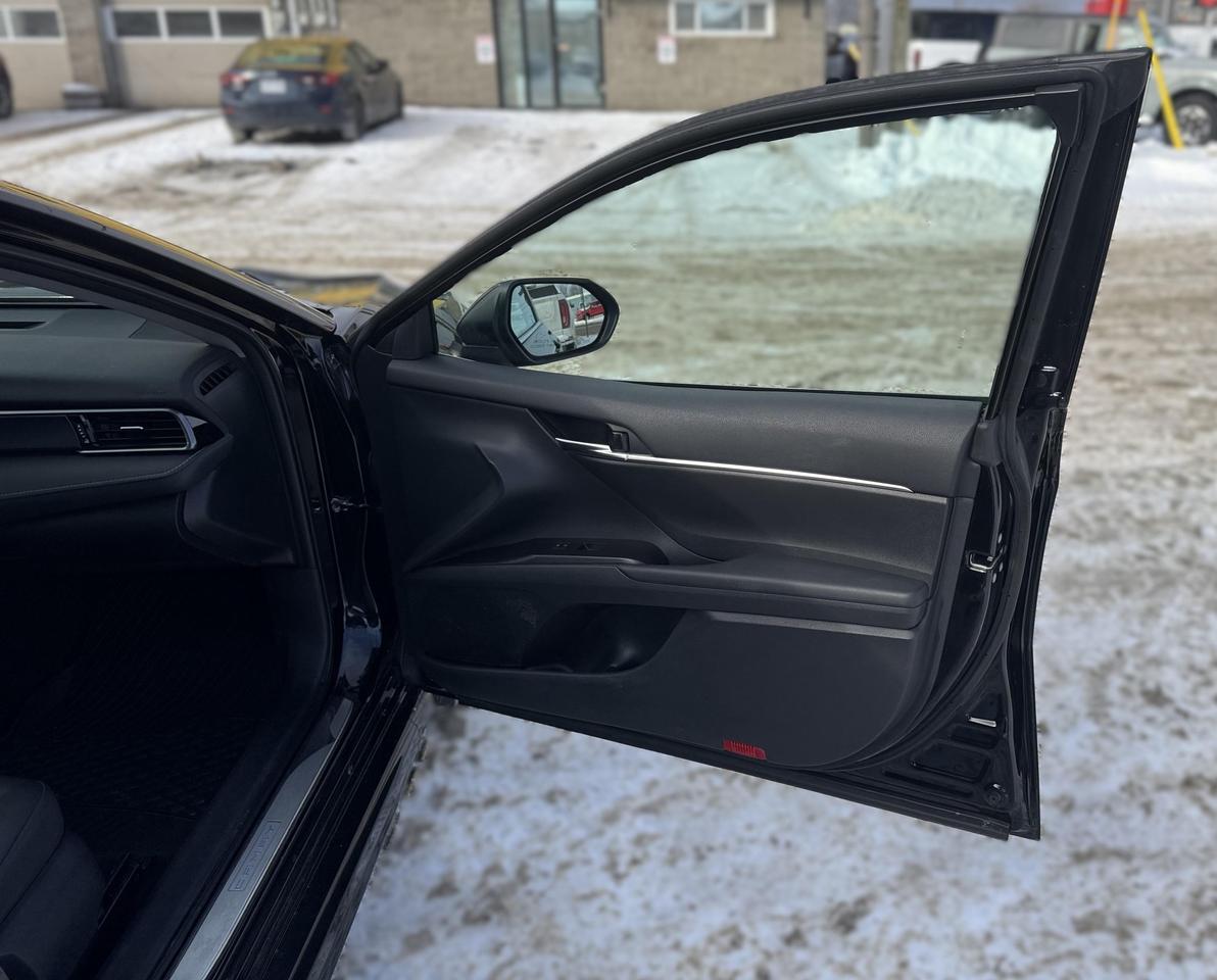 2024 Toyota Camry SE 4dr Front-Wheel Drive Sedan Photo