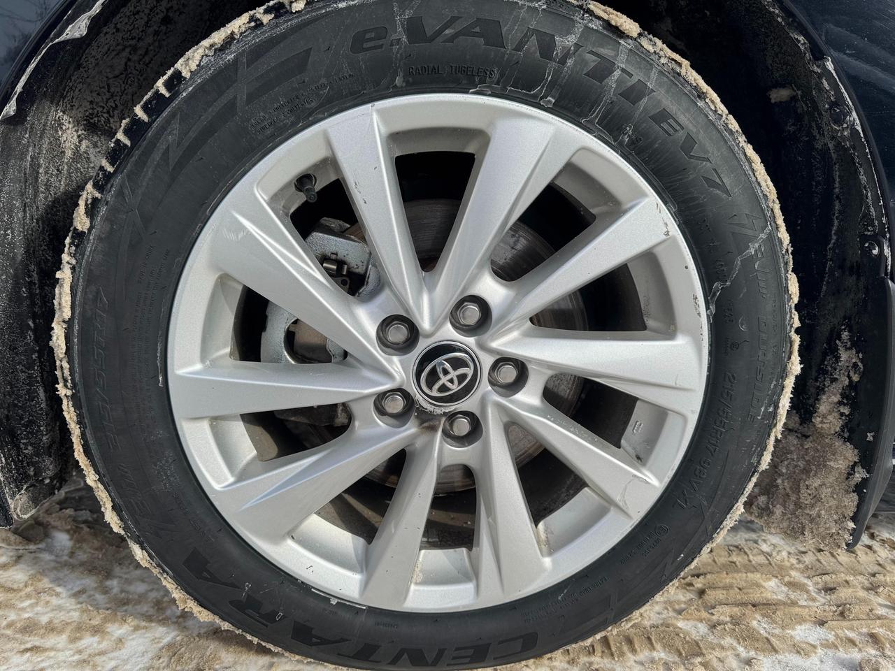 2024 Toyota Camry SE 4dr Front-Wheel Drive Sedan Photo