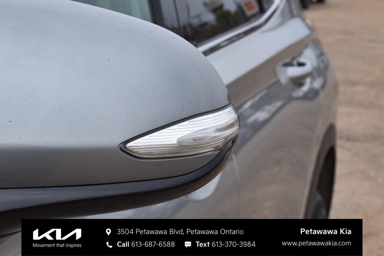 2021 Hyundai Santa Fe Preferred 4dr All-Wheel Drive Photo