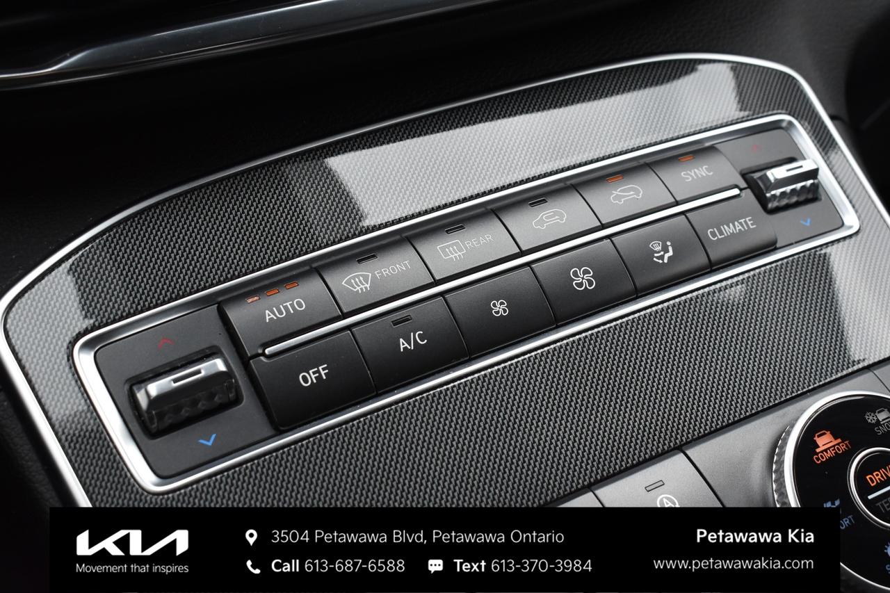 2021 Hyundai Santa Fe Preferred 4dr All-Wheel Drive Photo