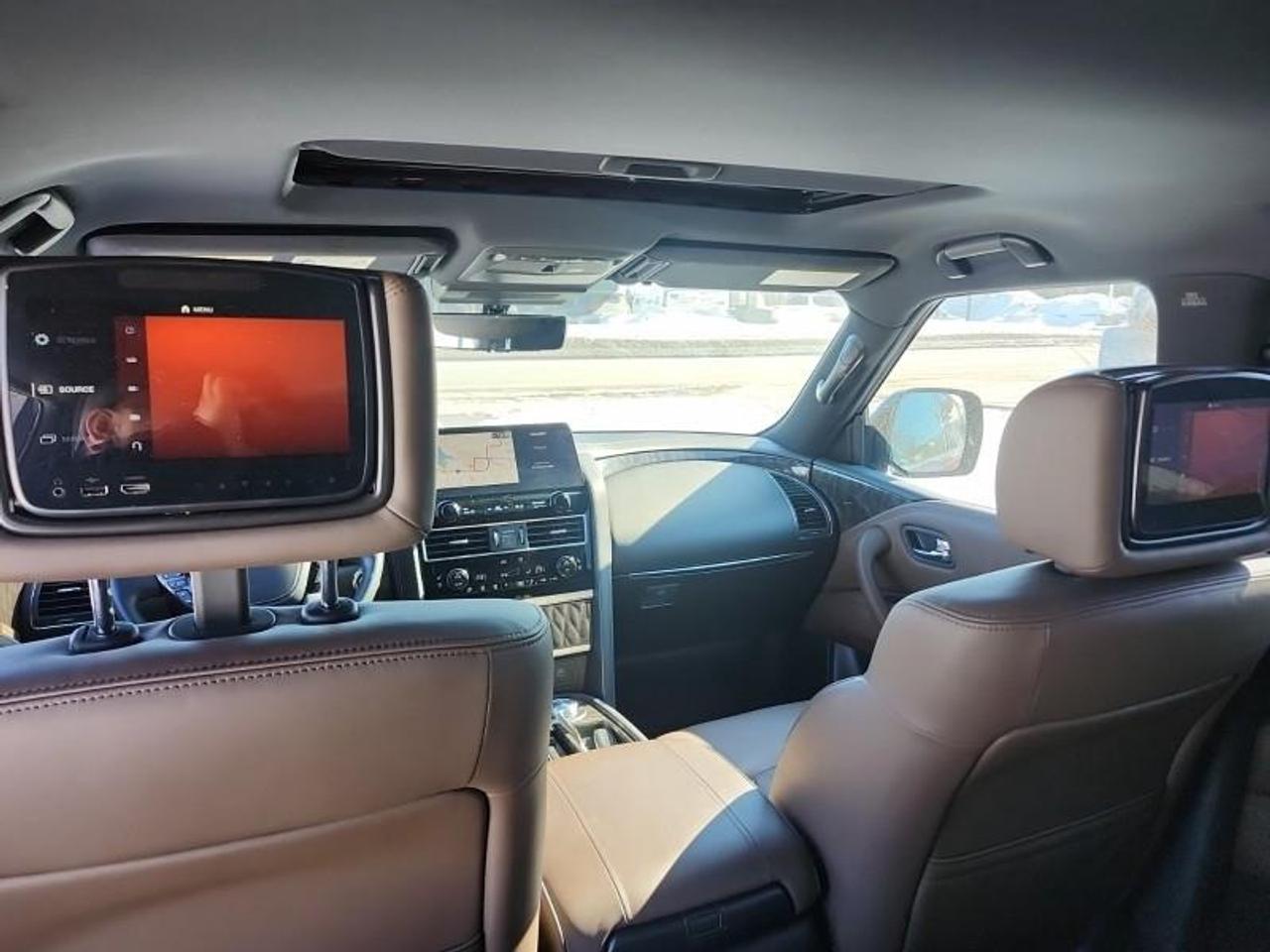 2023 Nissan Armada Platinum 4dr 4x4 Photo2