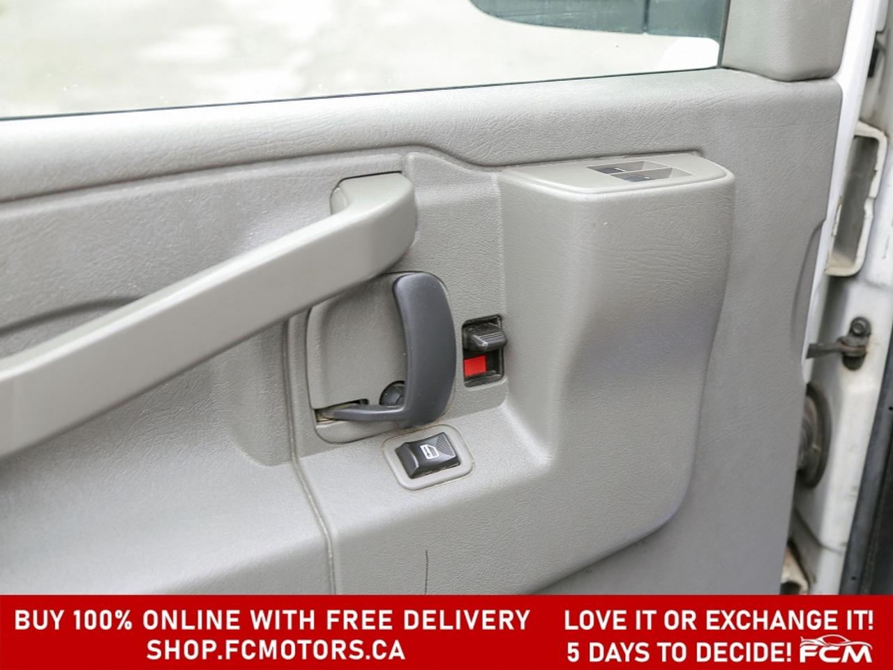 2020 GMC Savana 2500 ~AUTOMATIC, FULLY CERTIFIED WITH WARRANTY!!!! Photo