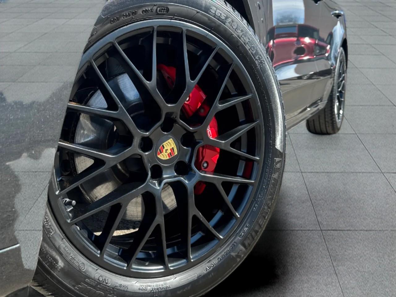 2021 Porsche Macan GTS 4dr All-Wheel Drive Photo
