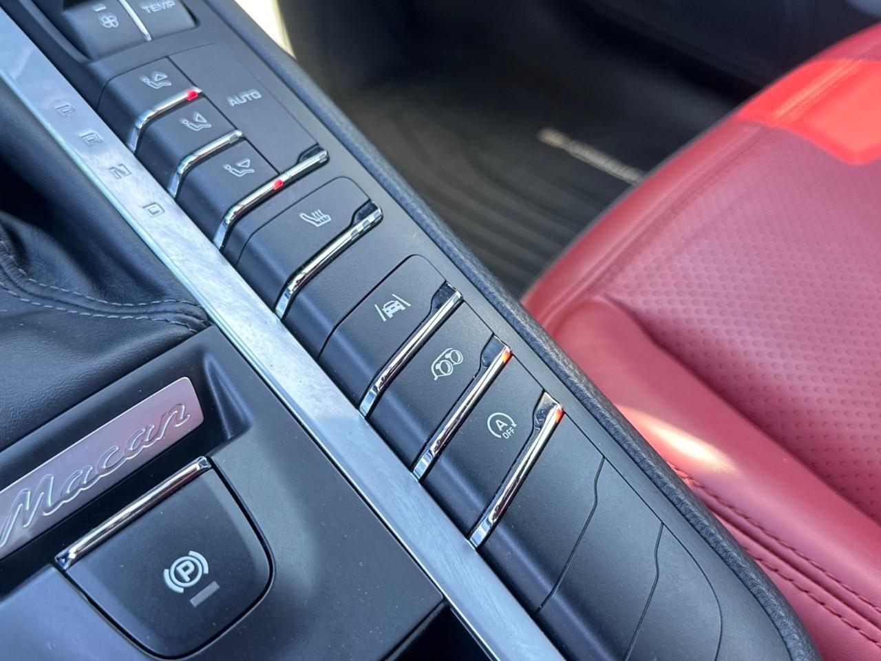 2021 Porsche Macan GTS 4dr All-Wheel Drive Photo