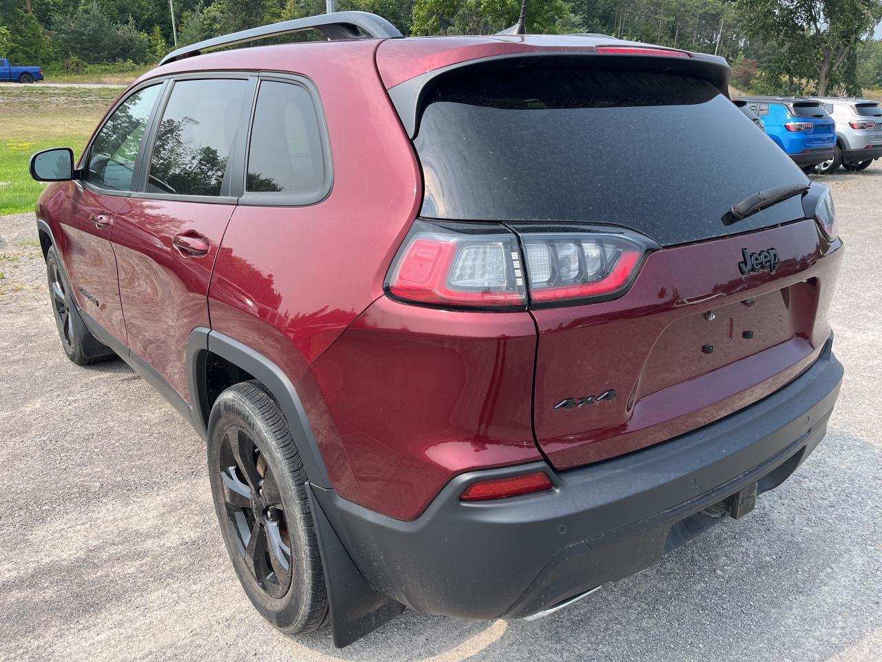 2021 Jeep Cherokee Altitude - Htd Leather - Navigation Photo