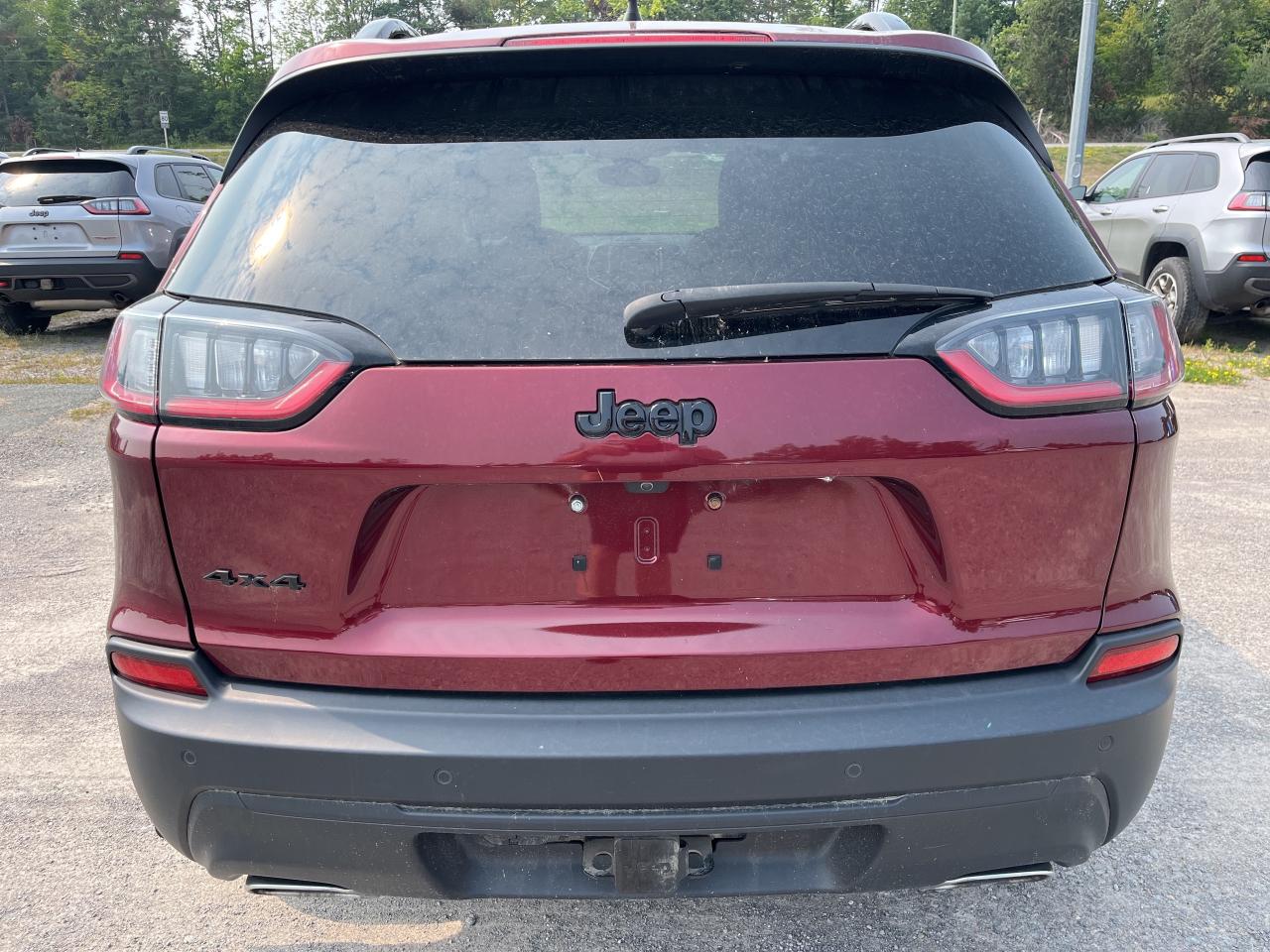 2021 Jeep Cherokee Altitude - Htd Leather - Navigation Photo