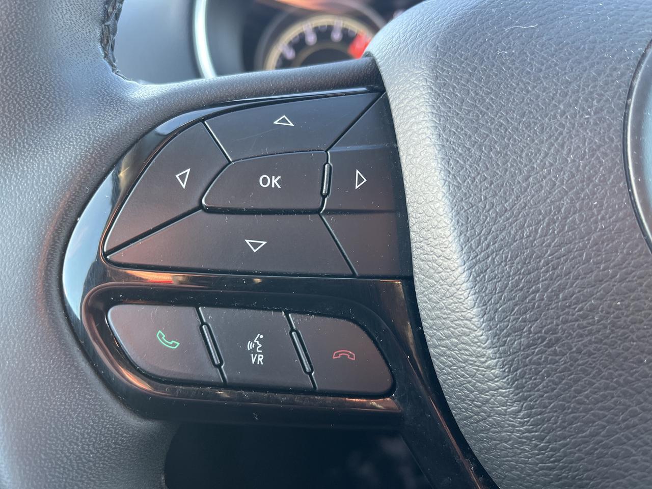 2021 Jeep Cherokee Altitude - Htd Leather - Navigation Photo