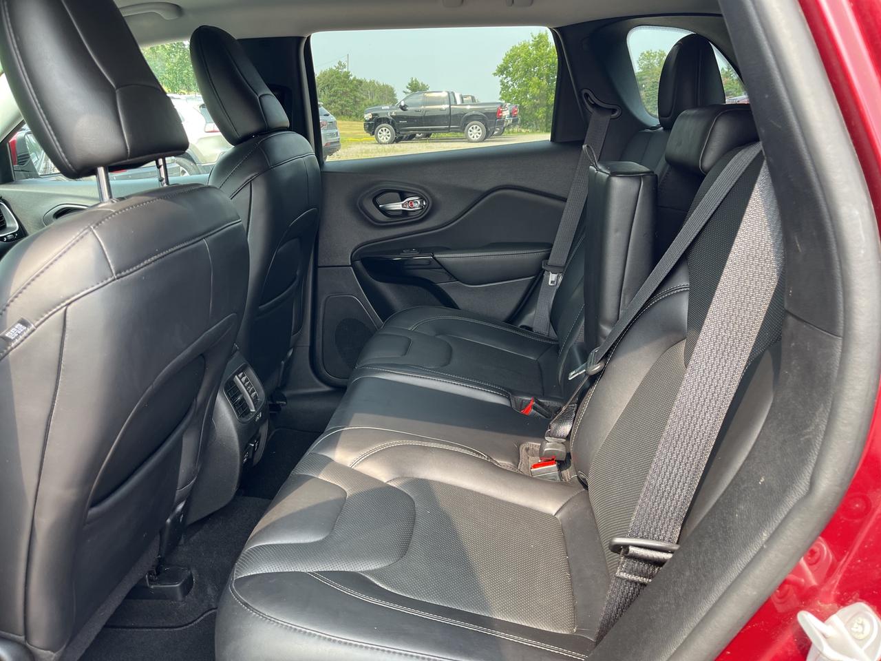 2021 Jeep Cherokee Altitude - Htd Leather - Navigation Photo