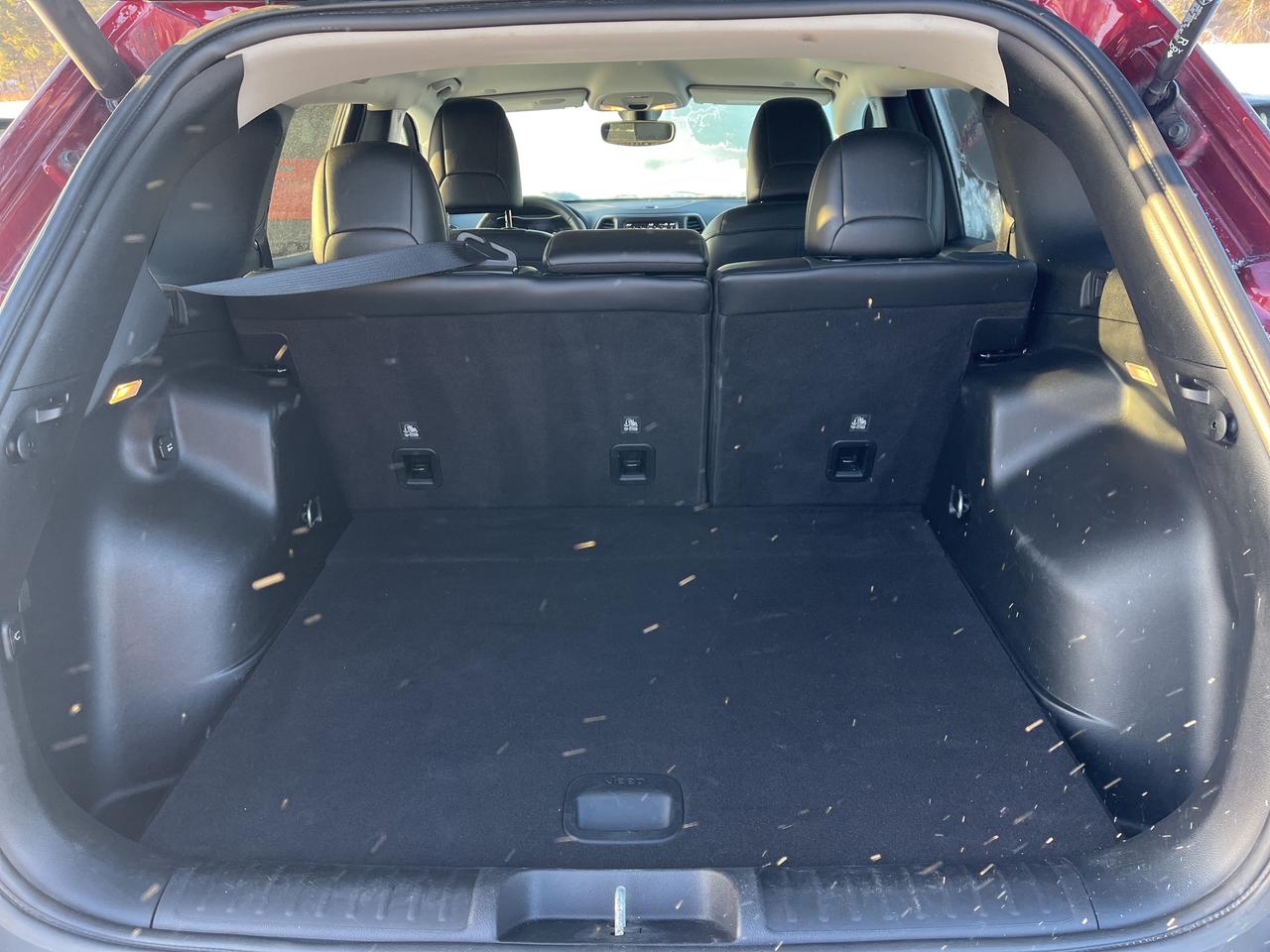 2021 Jeep Cherokee Altitude - Htd Leather - Navigation Photo