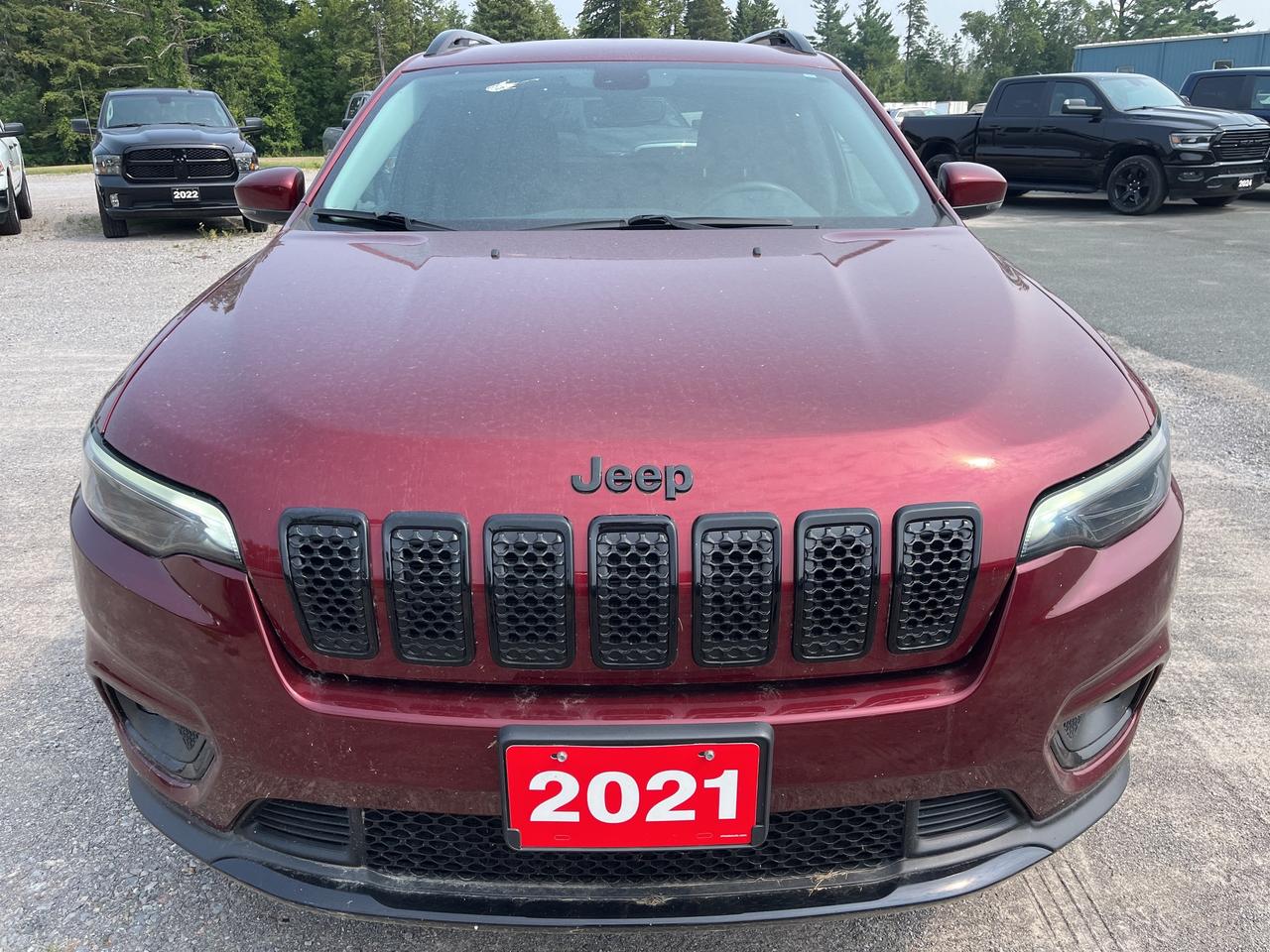 2021 Jeep Cherokee Altitude - Htd Leather - Navigation Photo