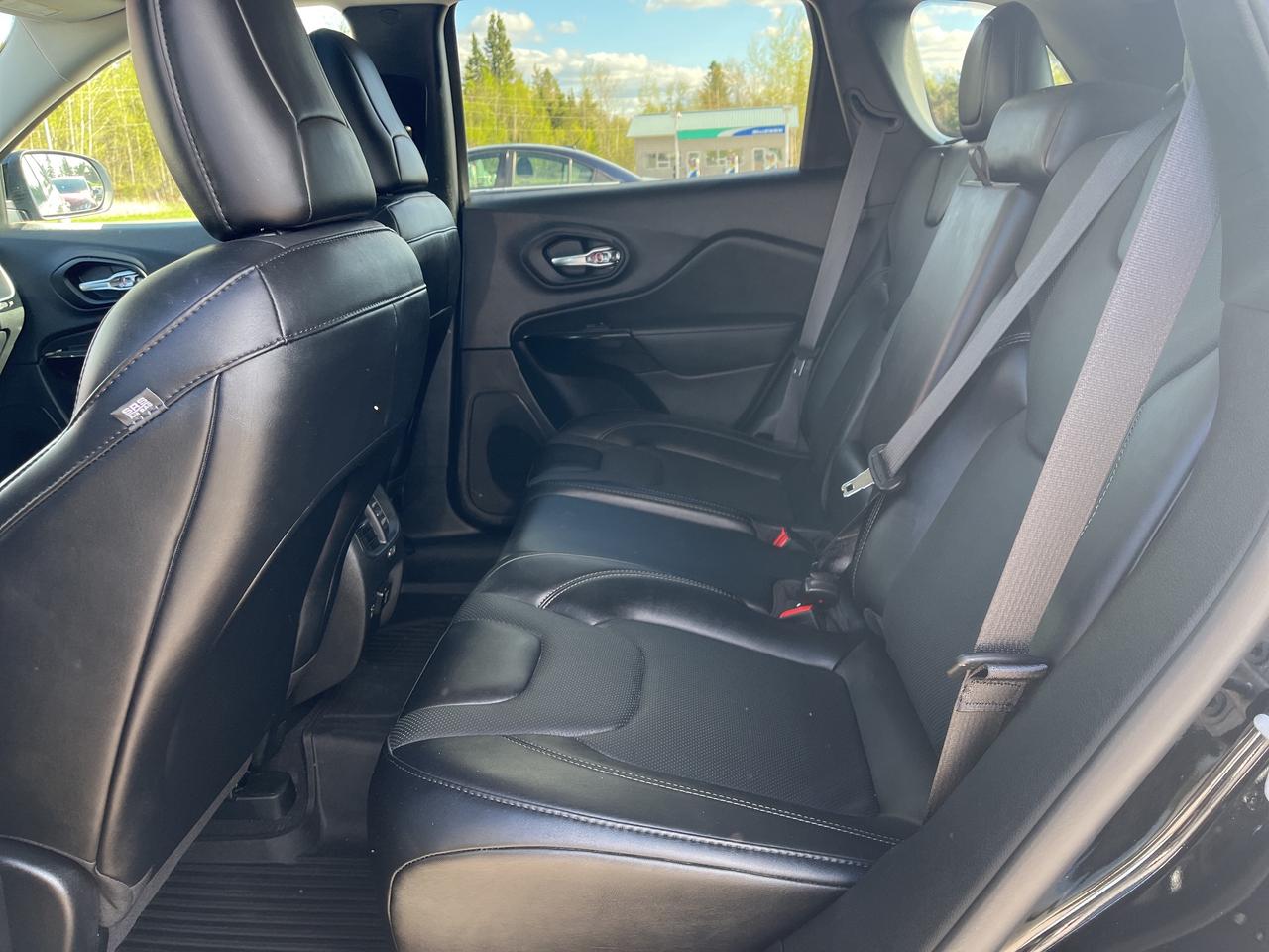 2023 Jeep Cherokee Altitude - Pano Sunroof - Adaptive Cruise Photo