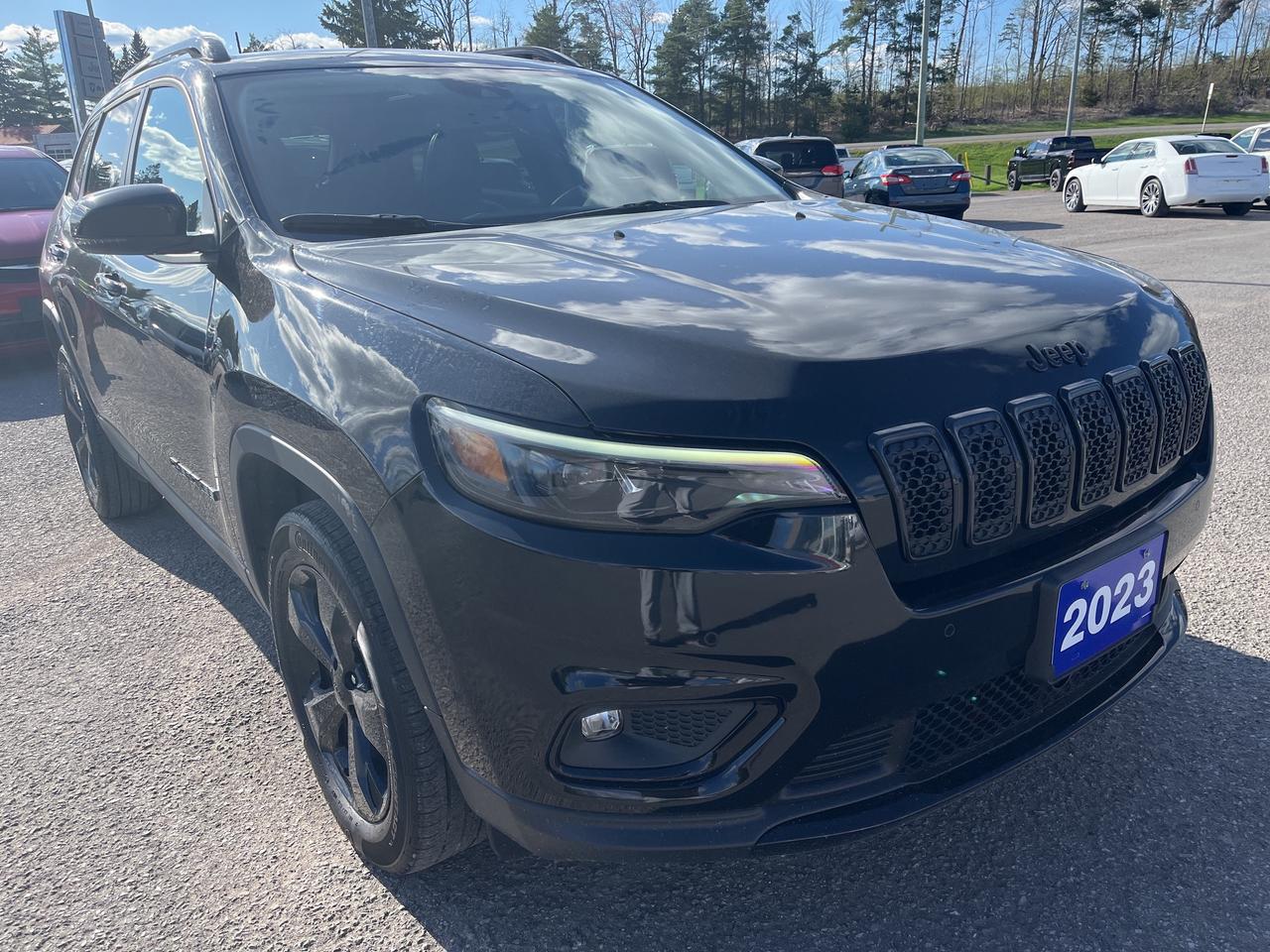 2023 Jeep Cherokee Altitude - Pano Sunroof - Adaptive Cruise Photo